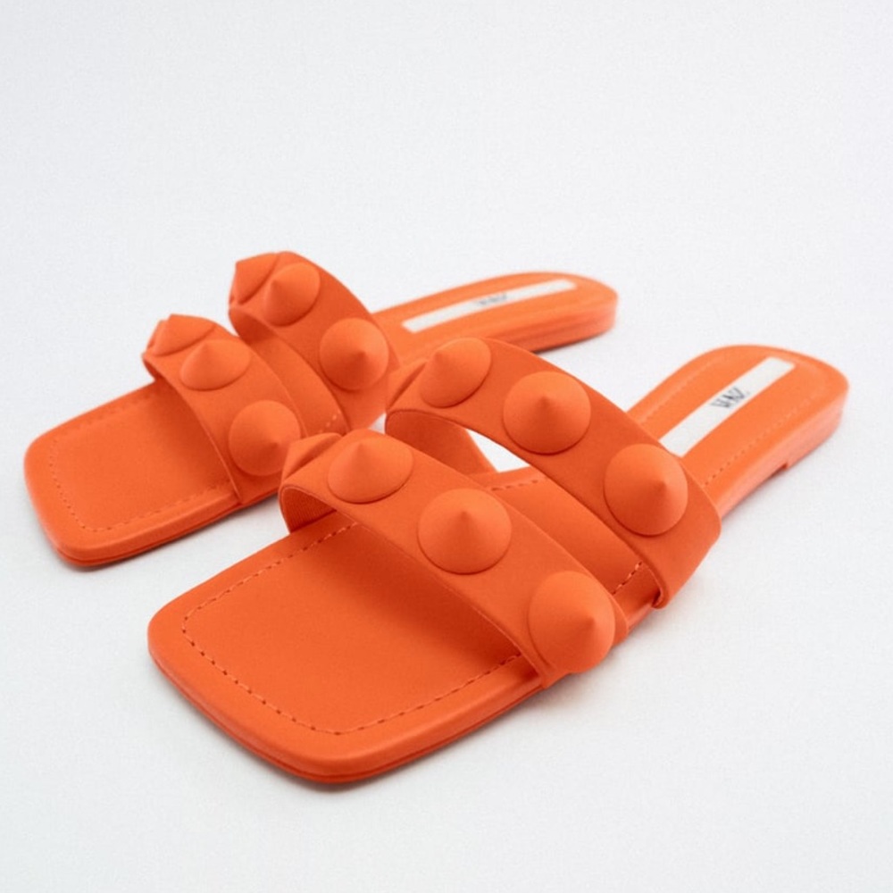 NWT ZARA Flat Rubberized Studded Sandals